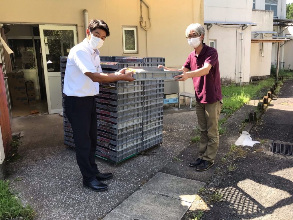 台風被害の支援として山崎製パン 株 からパンの寄贈がありました 社会福祉法人宮崎県社会福祉事業団